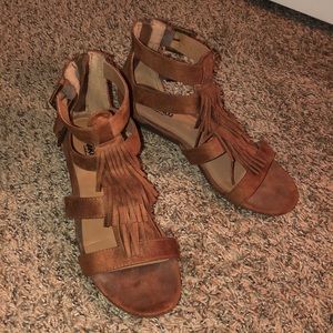 Makalu Tassel Gladiator Sandals